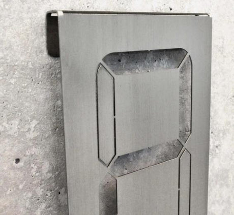 Numer domu "7 SEGMENT" 190x110x1 Universal