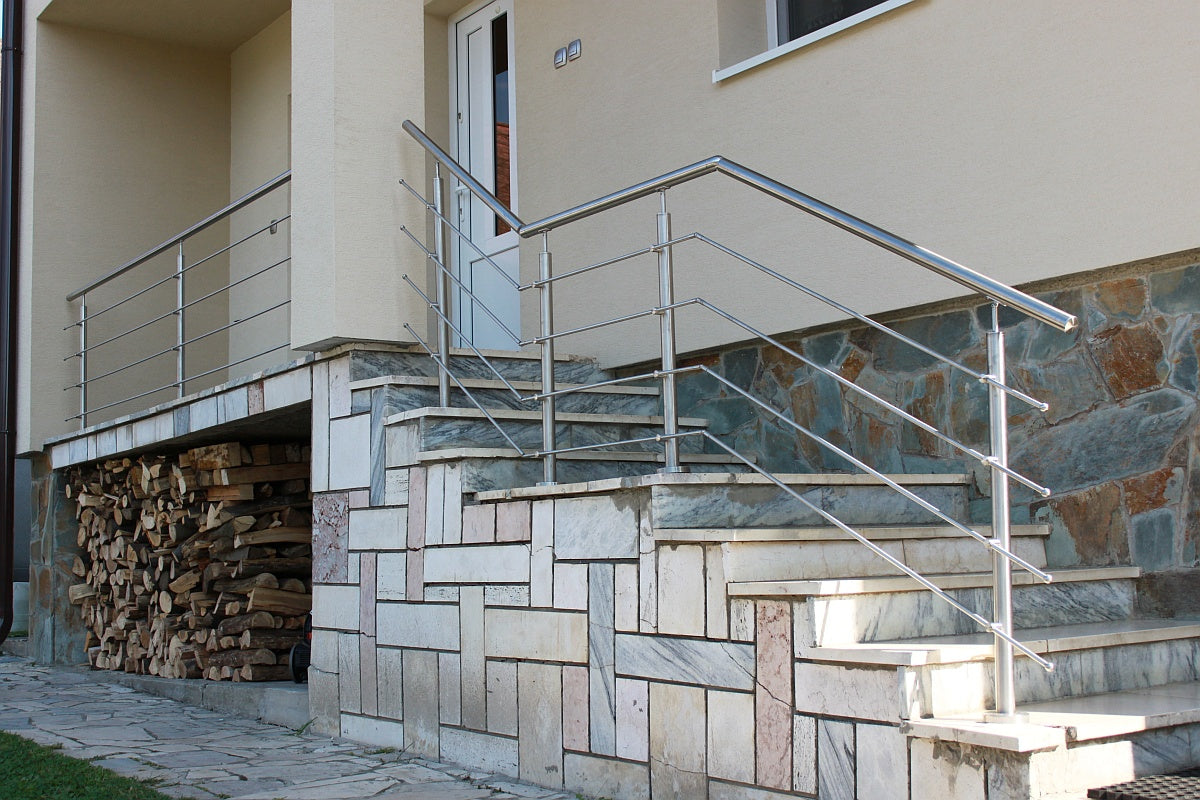 Handrail bracket for pole